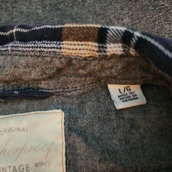 Cropped Flannel Large - Picture 3 of 3